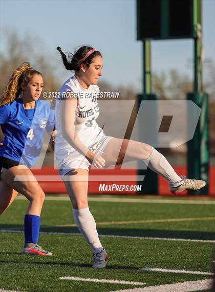 Thumbnail 1 in Midlothian vs. Royse City (UIL 5A R2 Bi-District Playoff) photogallery.