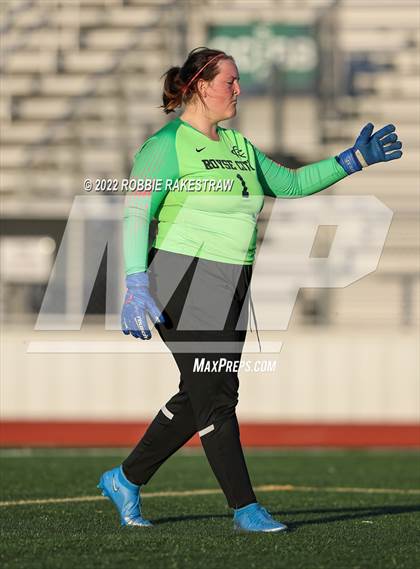 Thumbnail 2 in Midlothian vs. Royse City (UIL 5A R2 Bi-District Playoff) photogallery.
