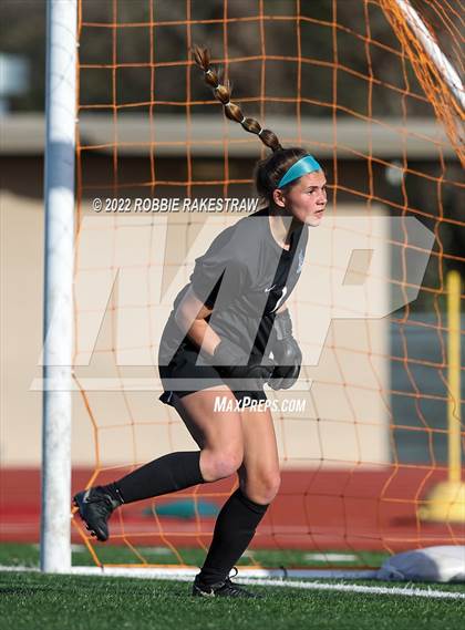 Thumbnail 3 in Midlothian vs. Royse City (UIL 5A R2 Bi-District Playoff) photogallery.