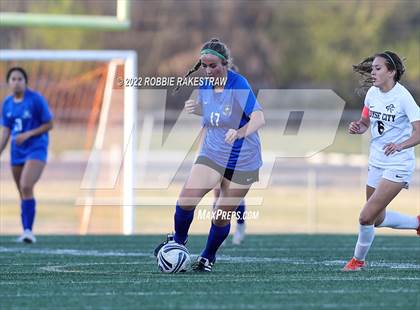 Thumbnail 1 in Midlothian vs. Royse City (UIL 5A R2 Bi-District Playoff) photogallery.