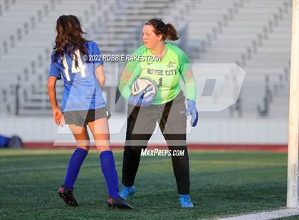 Thumbnail 2 in Midlothian vs. Royse City (UIL 5A R2 Bi-District Playoff) photogallery.