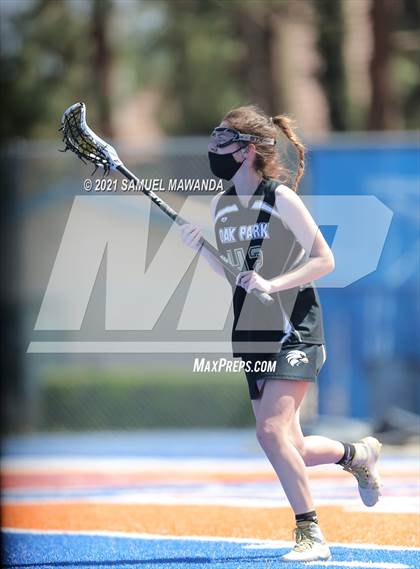 Thumbnail 3 in Oak Park @ Chaminade photogallery.