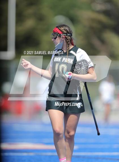 Thumbnail 3 in Oak Park @ Chaminade photogallery.