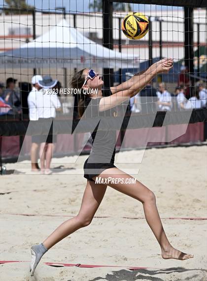 Thumbnail 1 in Mira Costa vs. Redondo Union (CIF-SS D1 Final) photogallery.