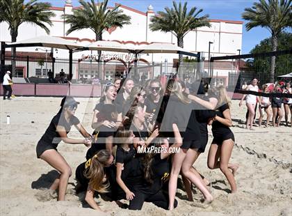 Thumbnail 2 in Mira Costa vs. Redondo Union (CIF-SS D1 Final) photogallery.