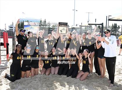 Thumbnail 1 in Mira Costa vs. Redondo Union (CIF-SS D1 Final) photogallery.