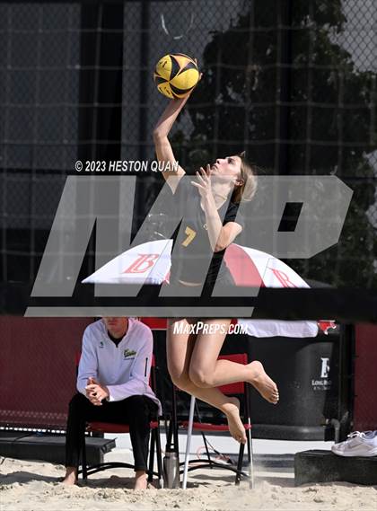 Thumbnail 3 in Mira Costa vs. Redondo Union (CIF-SS D1 Final) photogallery.
