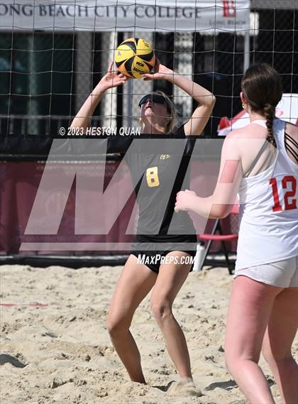 Thumbnail 1 in Mira Costa vs. Redondo Union (CIF-SS D1 Final) photogallery.