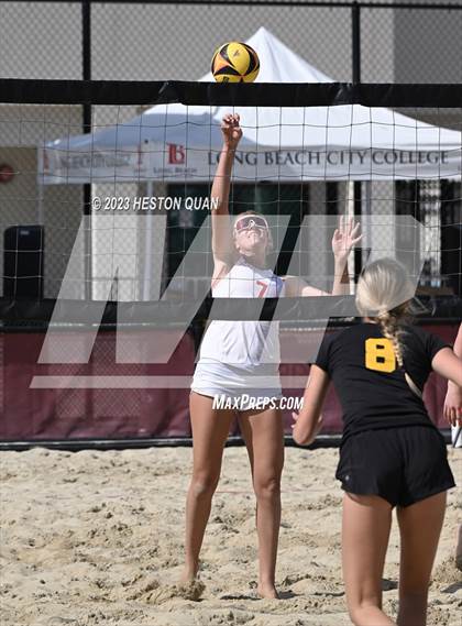 Thumbnail 1 in Mira Costa vs. Redondo Union (CIF-SS D1 Final) photogallery.