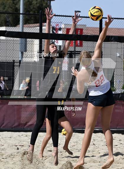 Thumbnail 3 in Mira Costa vs. Redondo Union (CIF-SS D1 Final) photogallery.