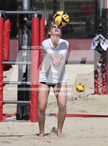 Thumbnail 2 in Mira Costa vs. Redondo Union (CIF-SS D1 Final) photogallery.
