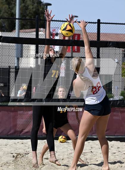 Thumbnail 1 in Mira Costa vs. Redondo Union (CIF-SS D1 Final) photogallery.