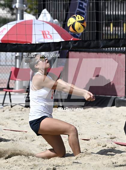 Thumbnail 2 in Mira Costa vs. Redondo Union (CIF-SS D1 Final) photogallery.