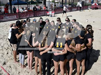 Thumbnail 2 in Mira Costa vs. Redondo Union (CIF-SS D1 Final) photogallery.