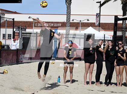 Thumbnail 2 in Mira Costa vs. Redondo Union (CIF-SS D1 Final) photogallery.