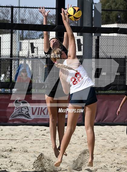 Thumbnail 3 in Mira Costa vs. Redondo Union (CIF-SS D1 Final) photogallery.