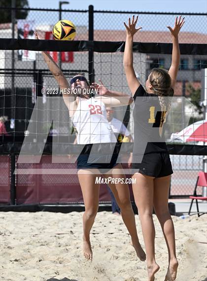 Thumbnail 1 in Mira Costa vs. Redondo Union (CIF-SS D1 Final) photogallery.