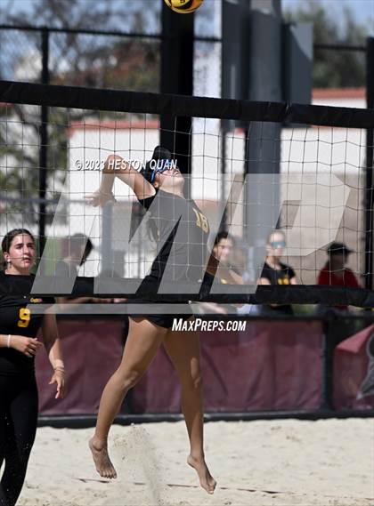 Thumbnail 3 in Mira Costa vs. Redondo Union (CIF-SS D1 Final) photogallery.