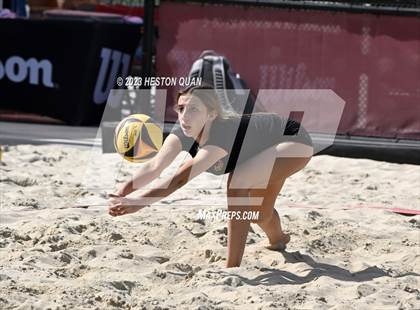 Thumbnail 2 in Mira Costa vs. Redondo Union (CIF-SS D1 Final) photogallery.