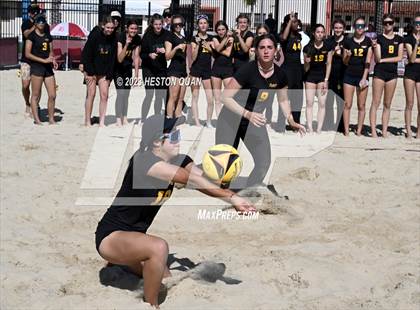 Thumbnail 3 in Mira Costa vs. Redondo Union (CIF-SS D1 Final) photogallery.