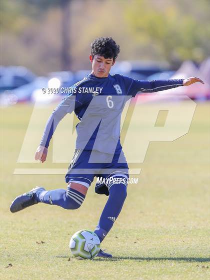 Thumbnail 1 in St. John Bosco vs. San Luis (Arizona Soccer Showcase) photogallery.