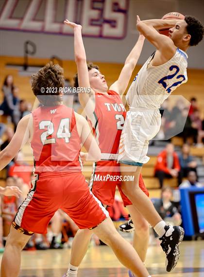 Thumbnail 2 in Grand Oaks vs The Woodlands photogallery.