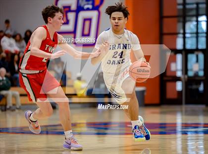 Thumbnail 2 in Grand Oaks vs The Woodlands photogallery.