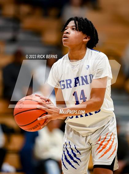 Thumbnail 2 in Grand Oaks vs The Woodlands photogallery.