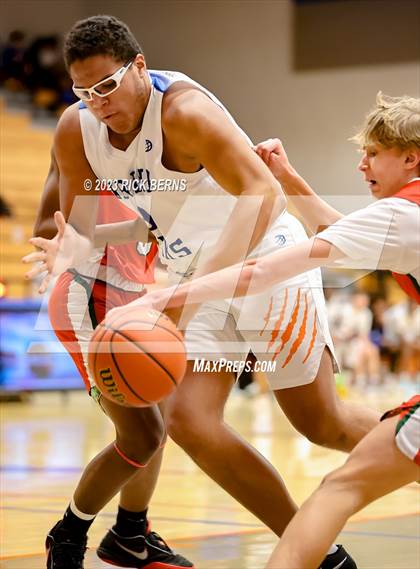 Thumbnail 3 in Grand Oaks vs The Woodlands photogallery.