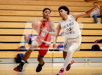 Thumbnail 1 in Grand Oaks vs The Woodlands photogallery.