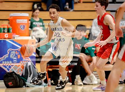 Thumbnail 3 in Grand Oaks vs The Woodlands photogallery.