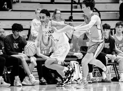Thumbnail 1 in Grand Oaks vs The Woodlands photogallery.