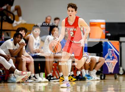 Thumbnail 3 in Grand Oaks vs The Woodlands photogallery.