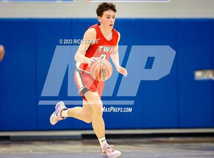Thumbnail 2 in Grand Oaks vs The Woodlands photogallery.
