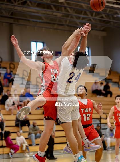 Thumbnail 2 in Grand Oaks vs The Woodlands photogallery.