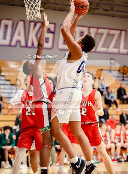 Thumbnail 2 in Grand Oaks vs The Woodlands photogallery.
