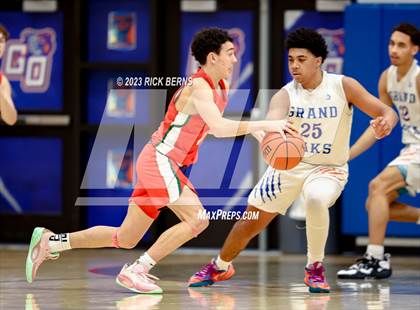 Thumbnail 1 in Grand Oaks vs The Woodlands photogallery.