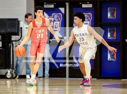Thumbnail 3 in Grand Oaks vs The Woodlands photogallery.