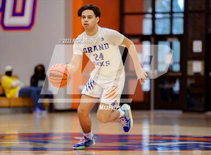 Thumbnail 2 in Grand Oaks vs The Woodlands photogallery.