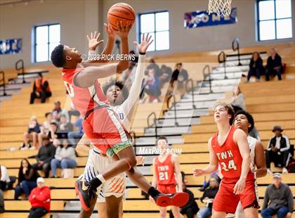 Thumbnail 1 in Grand Oaks vs The Woodlands photogallery.