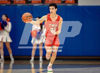Thumbnail 1 in Grand Oaks vs The Woodlands photogallery.