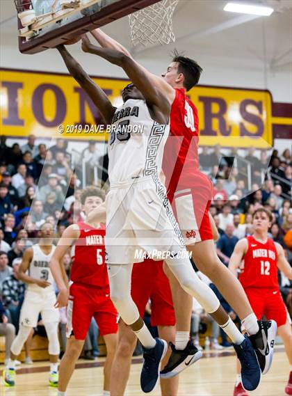 Thumbnail 2 in Mater Dei @ Sierra Canyon  CIF Regional Final) photogallery.