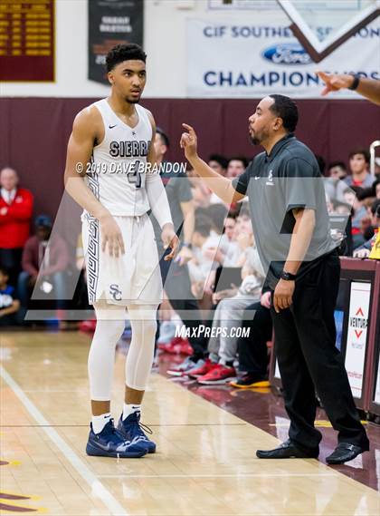 Thumbnail 3 in Mater Dei @ Sierra Canyon  CIF Regional Final) photogallery.