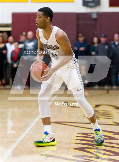 Thumbnail 3 in Mater Dei @ Sierra Canyon  CIF Regional Final) photogallery.