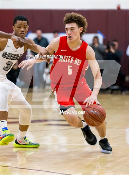 Thumbnail 2 in Mater Dei @ Sierra Canyon  CIF Regional Final) photogallery.