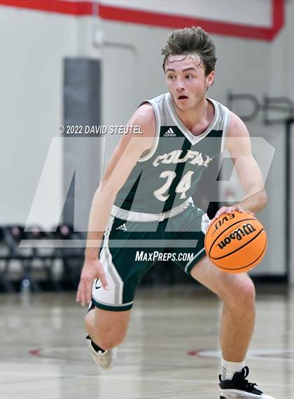 Thumbnail 3 in Colfax vs. McKinleyville (Sac Adventist Holiday Invitational) photogallery.