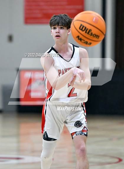 Thumbnail 3 in Colfax vs. McKinleyville (Sac Adventist Holiday Invitational) photogallery.