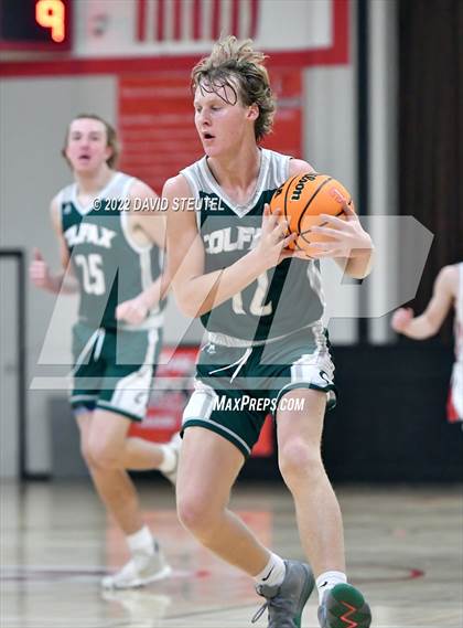 Thumbnail 2 in Colfax vs. McKinleyville (Sac Adventist Holiday Invitational) photogallery.