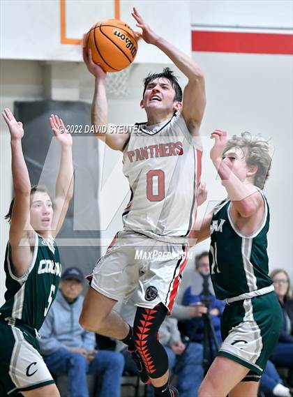 Thumbnail 3 in Colfax vs. McKinleyville (Sac Adventist Holiday Invitational) photogallery.