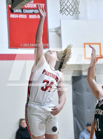 Thumbnail 3 in Colfax vs. McKinleyville (Sac Adventist Holiday Invitational) photogallery.